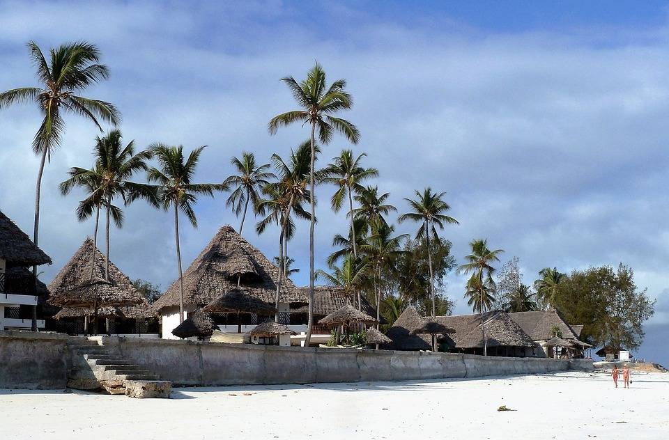 KENYA & ZANZIBAR