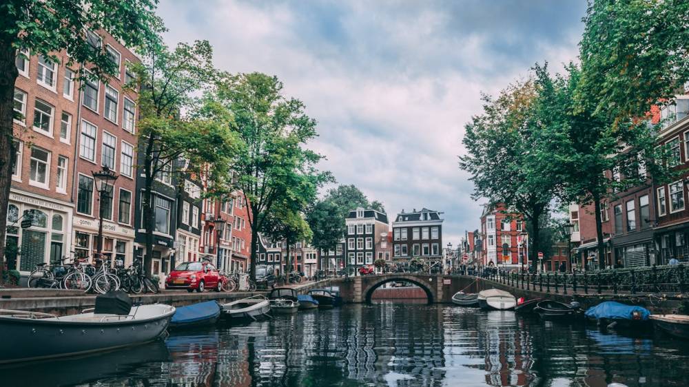 AMSTERDAM (7 nights)